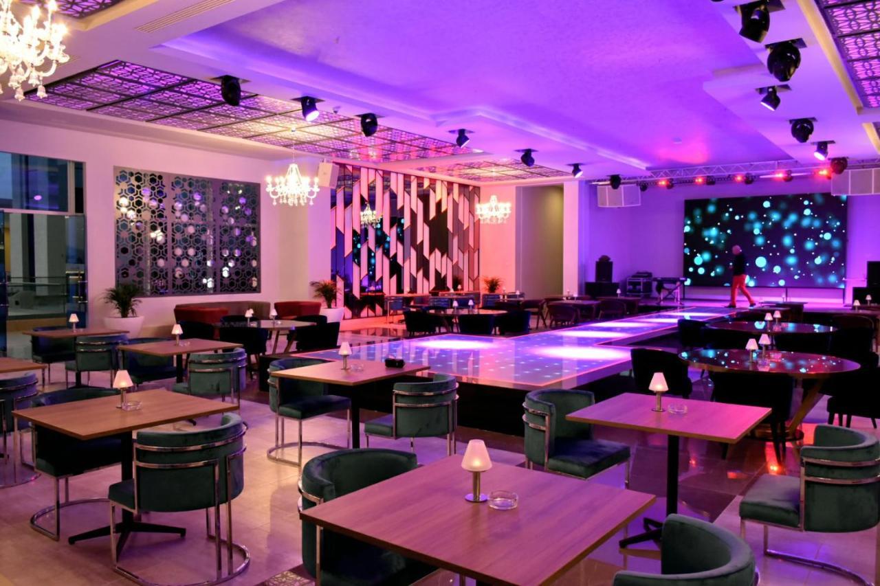 Pickalbatros White Beach Taghazout (Adults Only) Exterior photo The interior of a nightclub in India